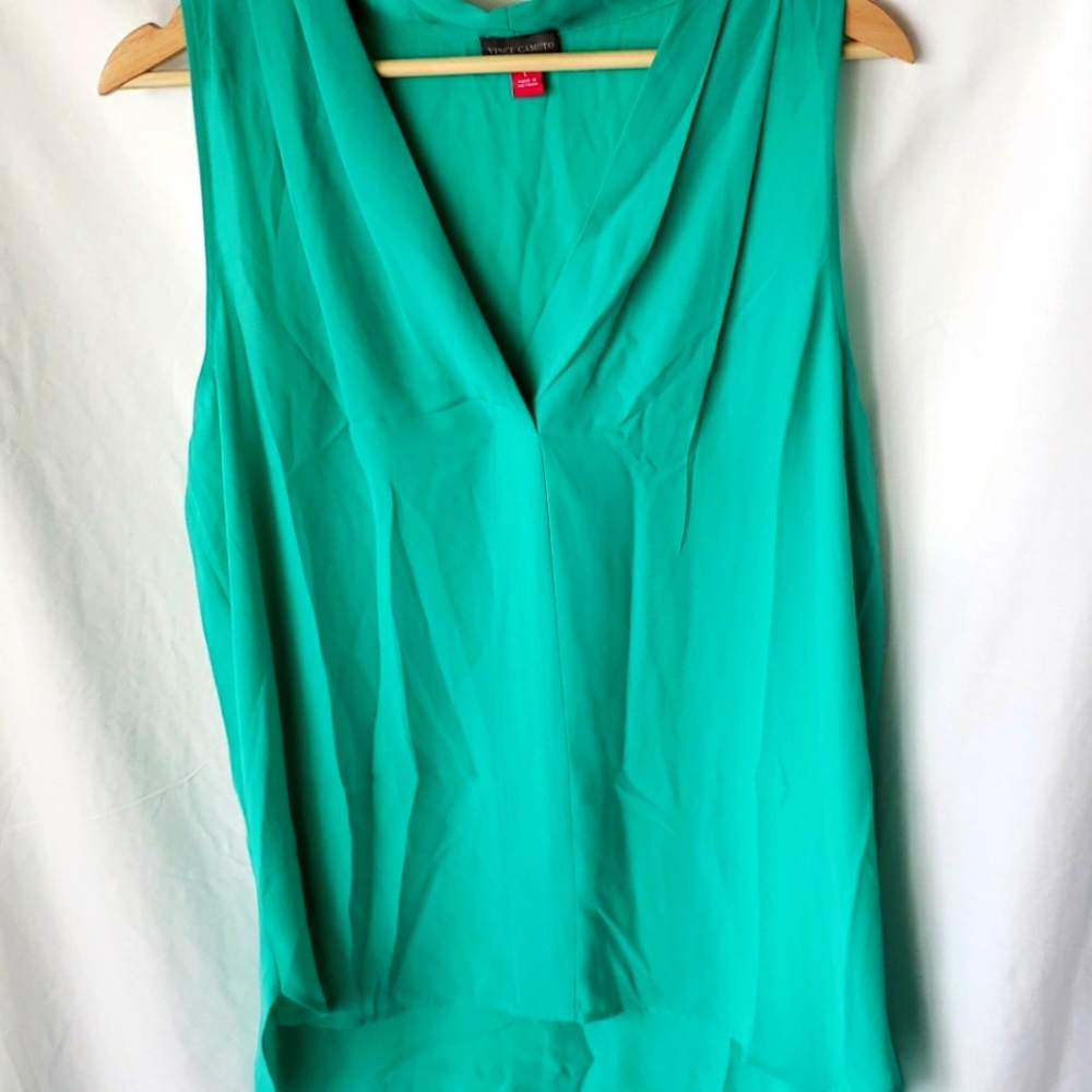 Vince Camuto Chiffon sleeveless top blouse